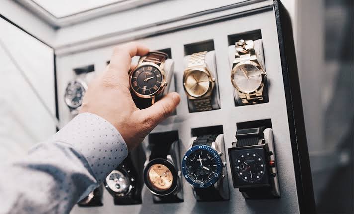Premium Smart Watches and Fashion Watches Collection - The Insaaf